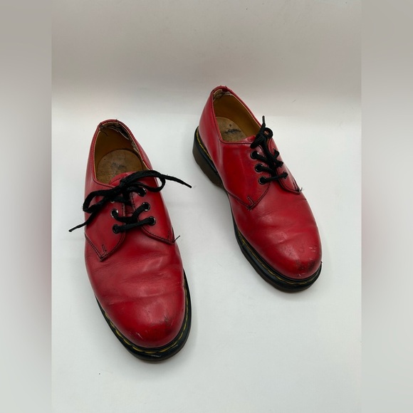 RARE Dr. Martens Vintage MADE IN ENGLISH Bright Red Leather Platform oxfords 5 - Picture 8 of 12